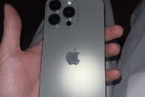 iPhone 15 Pro MaX Oddam