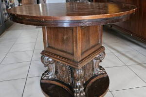 Stolik w stylu neorenesansowym (nr 9236)