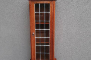 Stara szafka słupek barek postument z witrażem C079