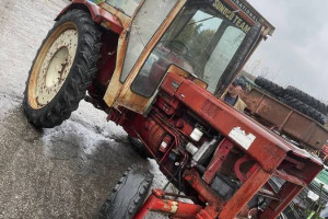 International 844 sb