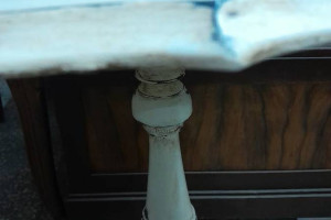 kawowy shabby stolik