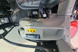 CIĄGNIK ROLNICZY YTO NMF704C