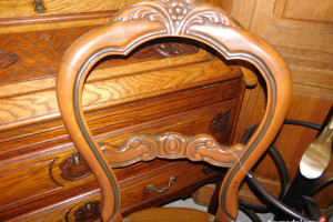 Krzesełko ludwik medalion