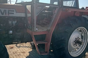 CIĄGNIK MF1114 ROK 78