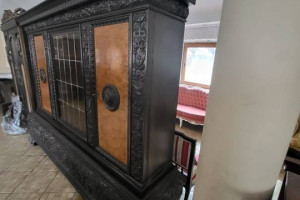 Duża piękna stara biblioteka