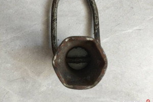 Stary klucz na dużą świece syrena warszawa