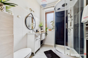 Klimatyczne duże mieszkanie z ogródkiem i garażem