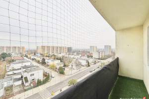 Bezpośrednio, 2 pokoje po generalnym remoncie, balkon, winda, szlaban