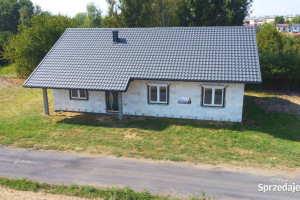 Na sprzedaż rodzinny dom do wykończenia, Łęczna, ul. Akacjowa