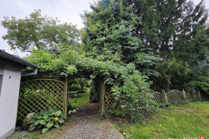 Opalenica| 4-pokojowe mieszkanie| do remontu