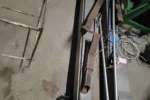 Podnośnik dwókolumnowy samochodowy 3t