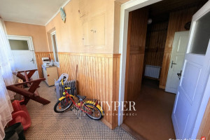 NOWY WIŚNICZ – DOM Z WIDOKIEM NA ZAMEK