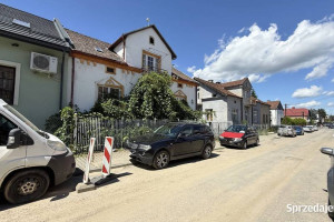 Nowy Sącz , Waryńskiego 44