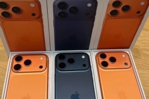  Samsung Galaxy S25 Ultra , Samsung Galaxy S25, Samsung S25+ , Samsung S24 Ultra,  Samsung Z Fold7, Apple iPhone 17 Pro Max, iPhone 17 Pro, iPhone 17