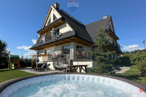 Dom z widokiem, w bezpośrednim sąsiedztwie wyciągu