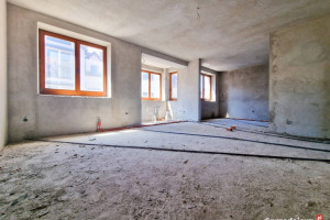 Dom szeregowy 375m2 Sieradz