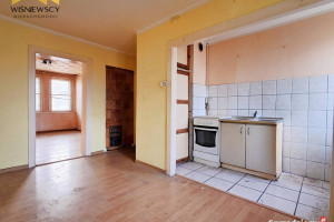 Mieszkanie do remontu 45,5m², parter, 3 pokoje.