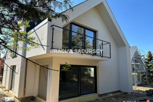 Dom wolnostojący Zielonki 153.78 metrów