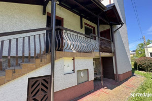 DUZY DOM W CENTRUM KROSNA