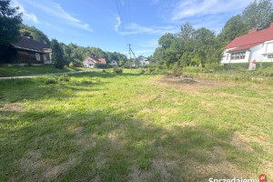 Drewniany dom na 13 ar działce- Chorkówka.