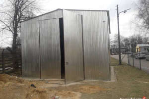 B4 Garaż blaszany 7x6 - Bramy Uchylne - Drewnopodobny - WIATA - GRZYWSTAL