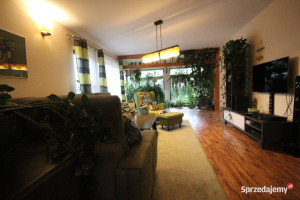 7pok, 230met, okolice Wierzbowej GARAŻ/OGRÓD/2005 (Długołęka)