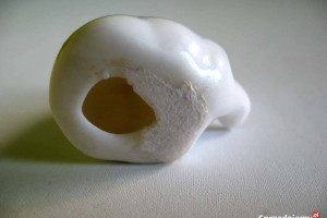 Kot - malutki kotek - Figurka - porcelana - 3,5 x 4 x 3 cm