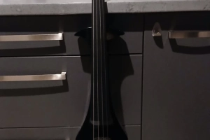 Wiolonczela elektryczna Harley Benton HBCE 990BK