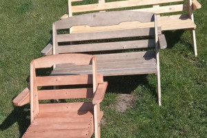 Stoły , Ławki i krzesła składane