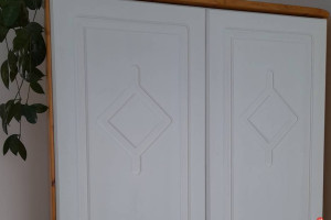 Szafa drewniana z półką  i drążkiem na wieszaki, 194x95x56cm