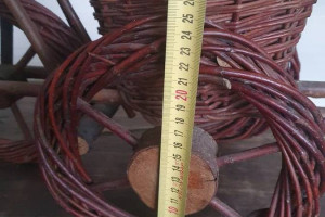 Koszyczek  z wikliny