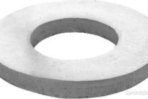 Płyty nastudzienne z otworem