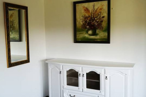 Biała Stylowa Szafka Łazienkowa pod umywalke K-90`(2D) Bekas