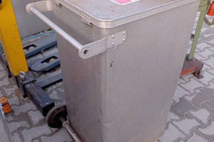 kosze aluminiowe na odpady przemysłowe domowe