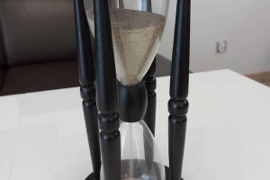 Klapsydra zegar piaskowy czasomierz drewniany