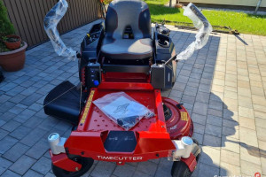 Nowy Traktorek TORO zero turn