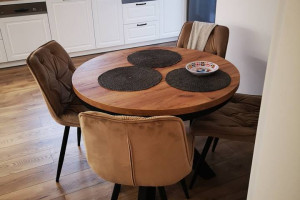 LOFT StyLOVE Komplet STÓŁ Okrągły Gwiazda + 4 Krzesła Producent BEKAS