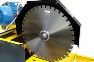 PIŁA STOLIKOWA BUDOWLANA DO PUSTAKÓW TARCZA DIAMENTOWA 700