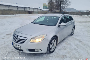 OPEL INSIGNIA super stan 2009r