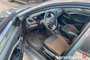 Lada vesta 1.6 1.6v 110 PS niski przebieg 61000 tys km.Polecam !!!