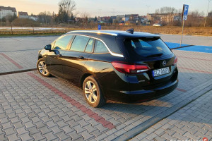 Opel Astra K 1.4 150 KM