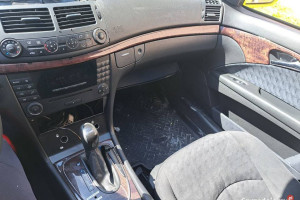 Mercedes-Benz Klasa S Używany · 1982 baza do renowacji motor kaput