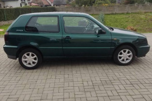 Golf 3 1.6 benzyna