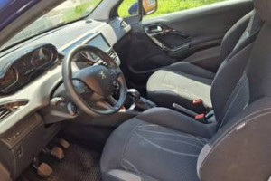 Peugeot 208 2014