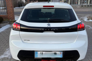 Peugeot 208 2021 r niski przebieg