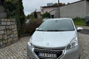 Peugeot 208 1.6 e-HDi Allure STT 93 KM | 2012 | Bardzo dobry stan
