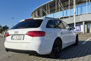 Audi a4b8 avant S line 1.8 160km