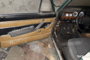 Łada 2103 1977 stoi w stodole ok.20 lat