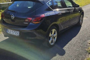 Opel astra j