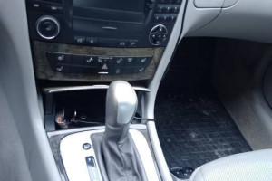 Mercedes W 211 E350 272 Km LPG